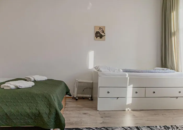 Comfortable 3br Danube & Millennium *
