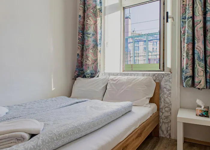 Διαμέρισμα Comfortable 3br Danube & Millennium