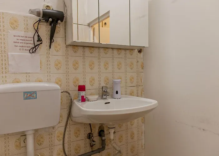 Comfortable 3br Danube & Millennium Διαμέρισμα